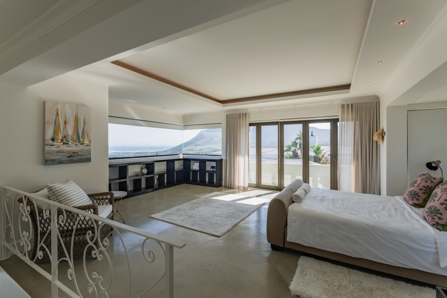 6 Bedroom Property for Sale in Belvedere Western Cape